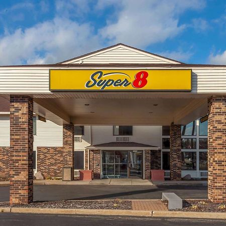 Super 8 By Wyndham Восау Екстер'єр фото